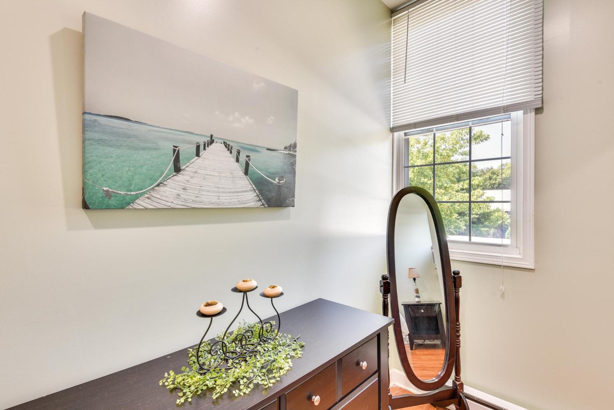 Cozy Sawyer Apartment - 5 Min To Warren Dunes Park المظهر الخارجي الصورة
