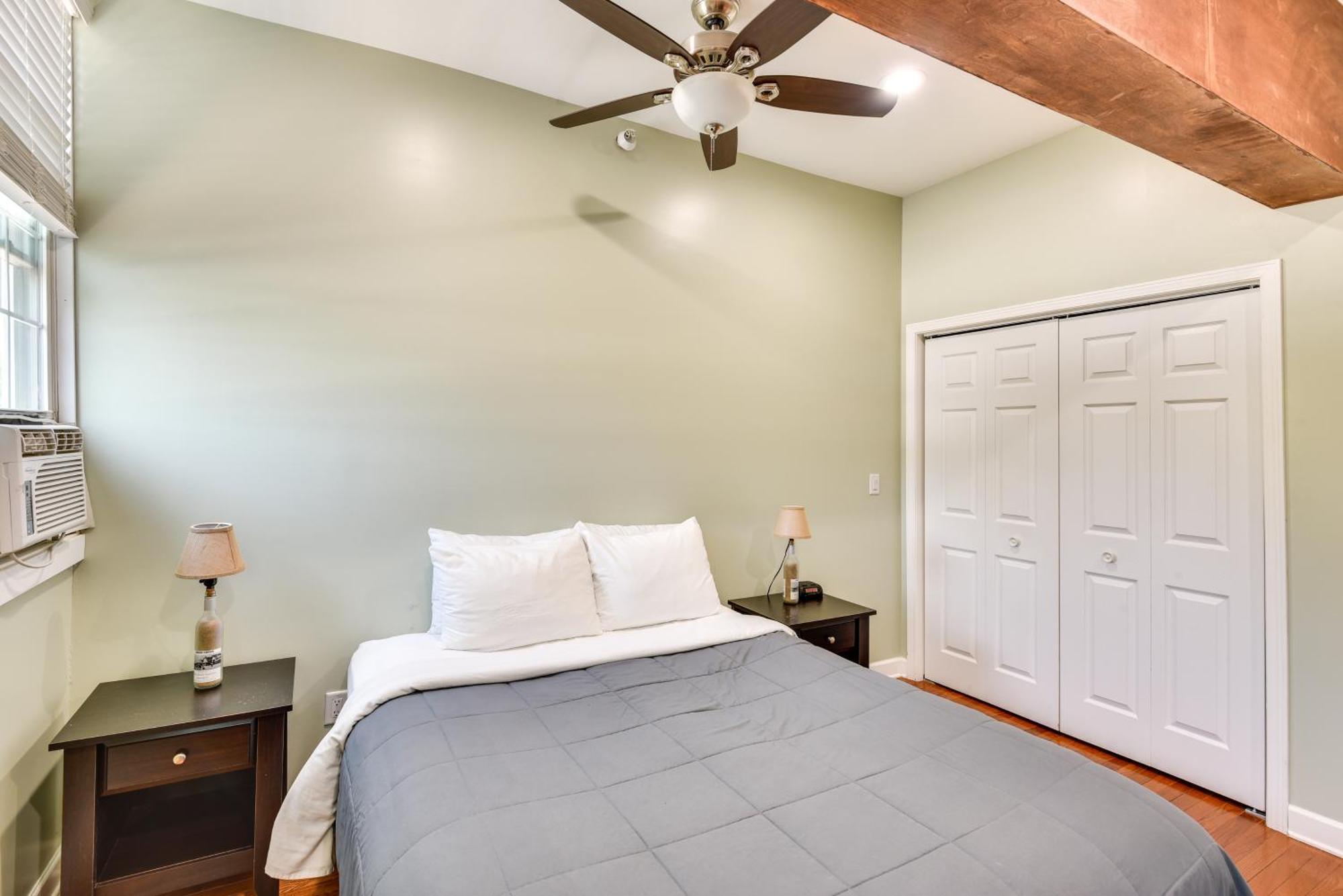 Cozy Sawyer Apartment - 5 Min To Warren Dunes Park المظهر الخارجي الصورة