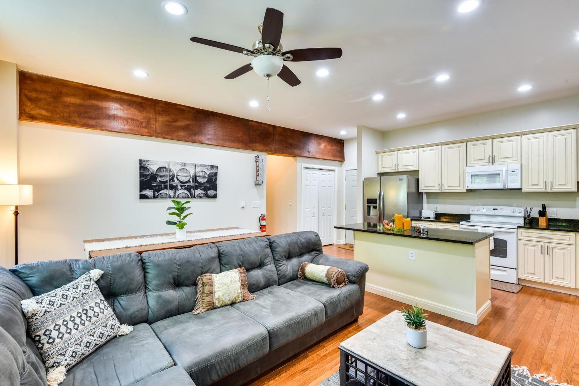 Cozy Sawyer Apartment - 5 Min To Warren Dunes Park المظهر الخارجي الصورة